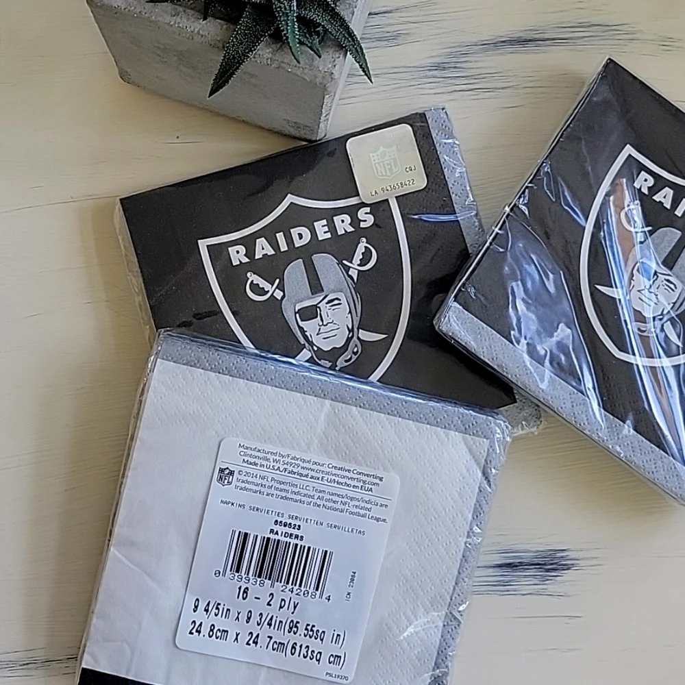 NWT Las Vegas Raiders Beverage Napkins | 5